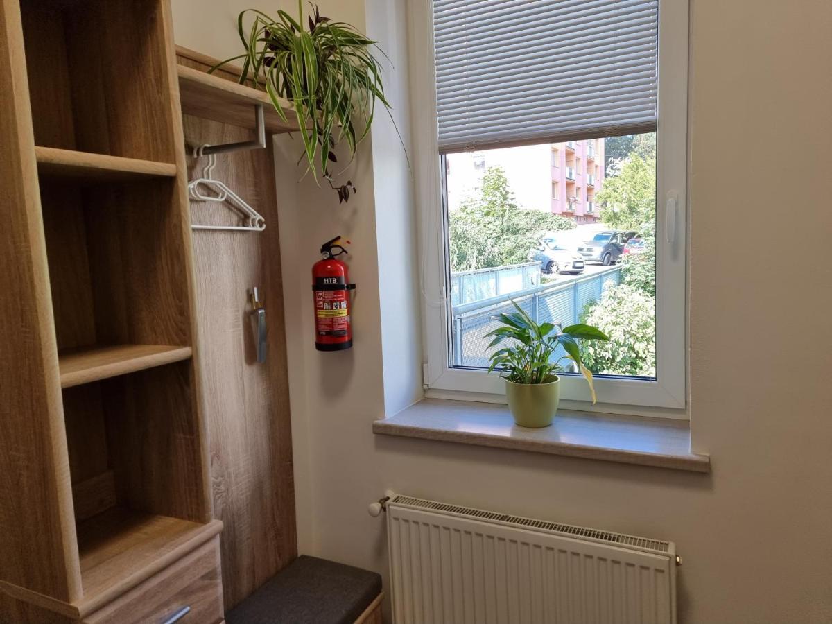 Garsoniera Dukla 289 Apartment Decin Ngoại thất bức ảnh